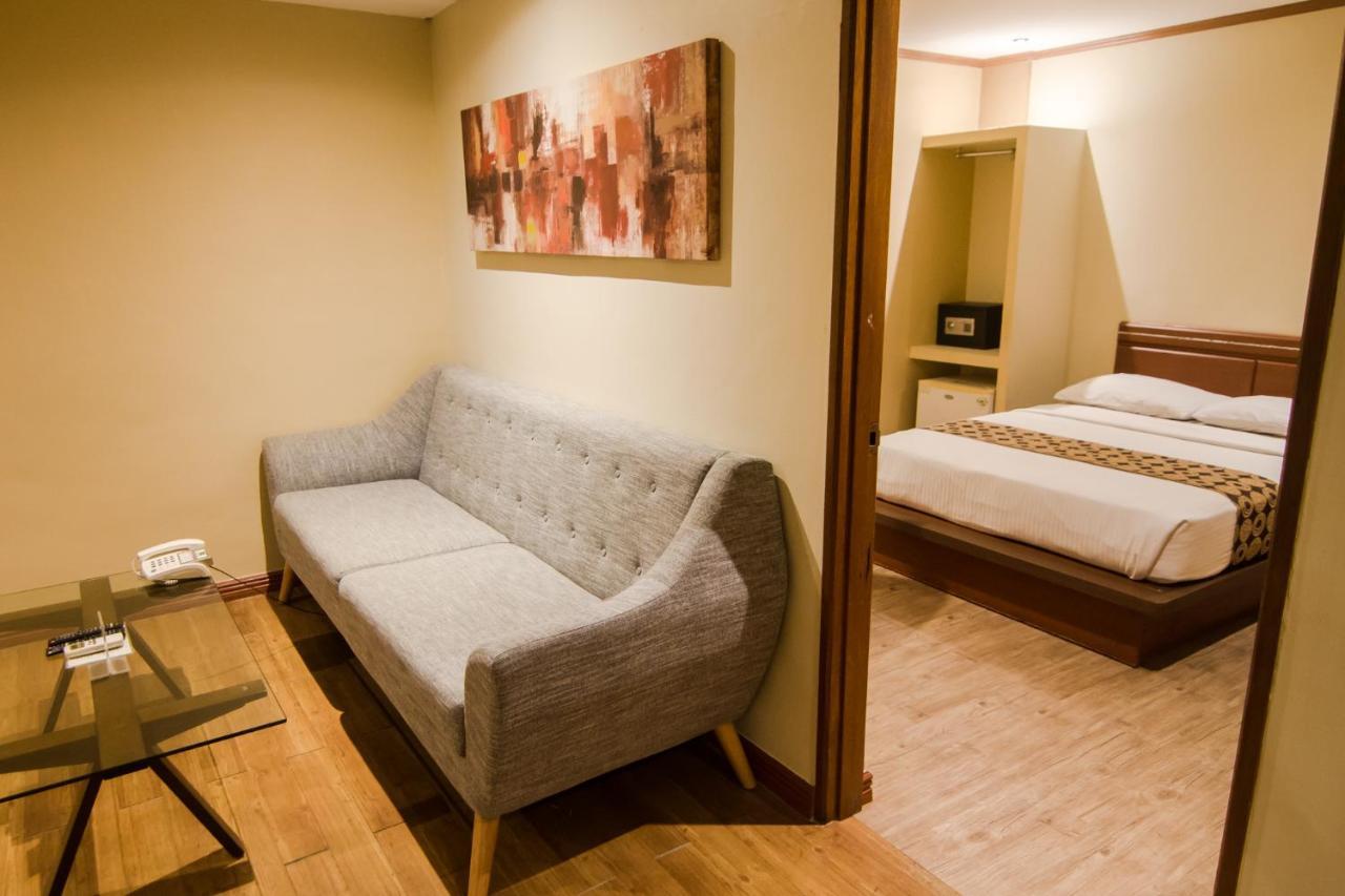 Dg Grami Hotel Paranaque City Buitenkant foto
