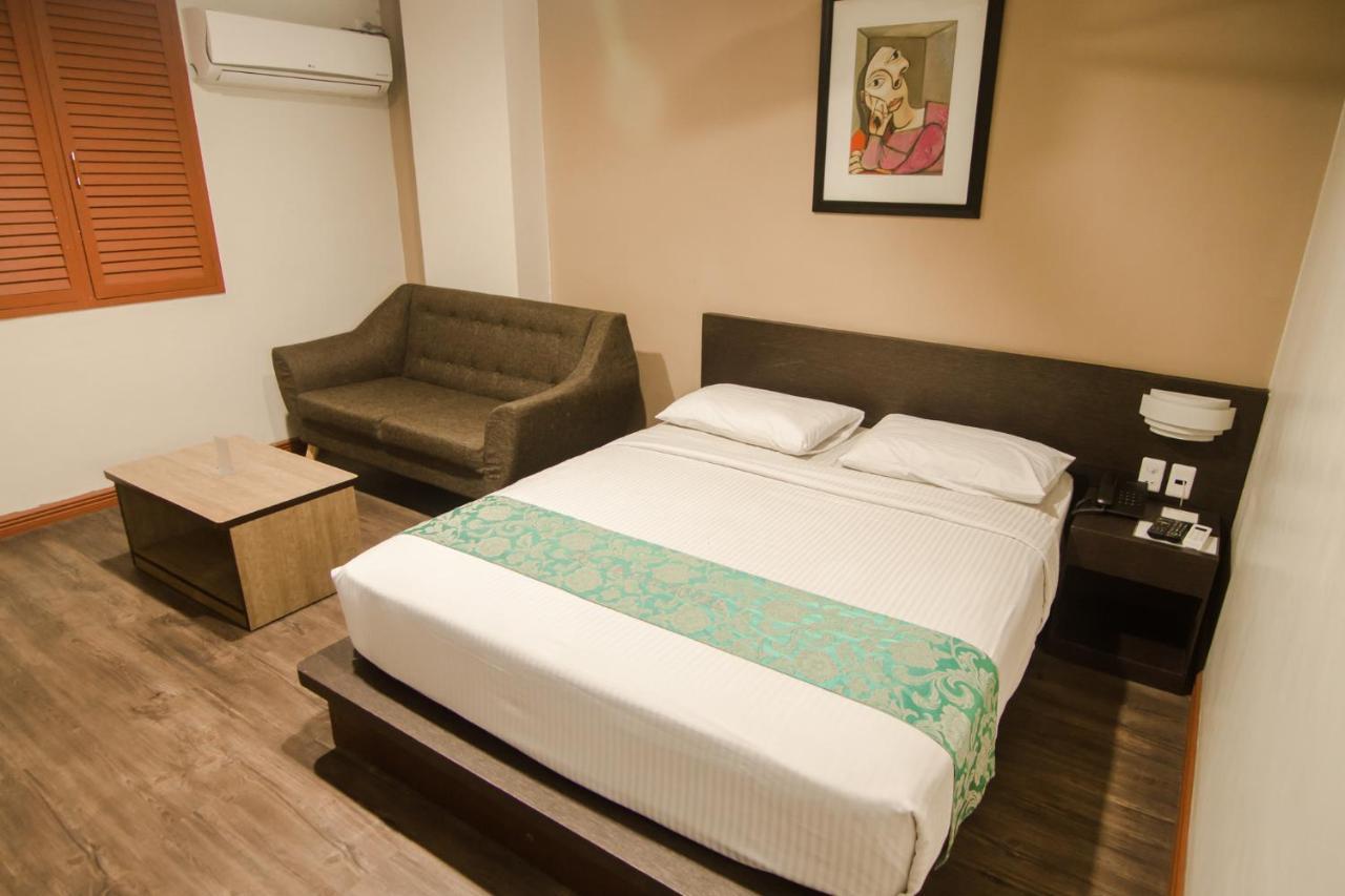 Dg Grami Hotel Paranaque City Buitenkant foto